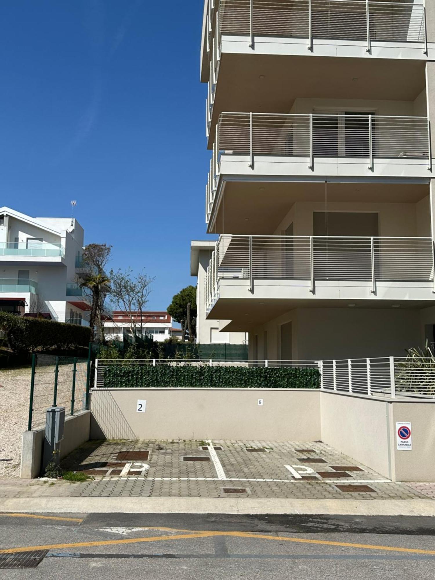 Marina Dream Beach Apartments With Sea View Terrace - Agenzia Cocal Caorle Exteriör bild