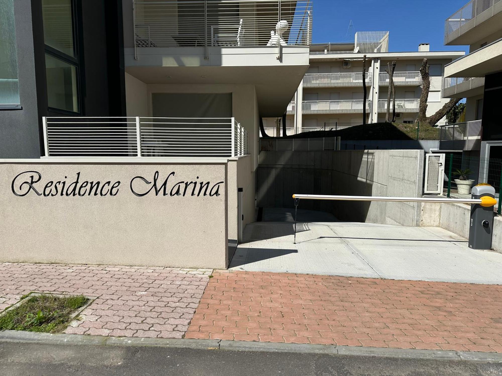 Marina Dream Beach Apartments With Sea View Terrace - Agenzia Cocal Caorle Exteriör bild